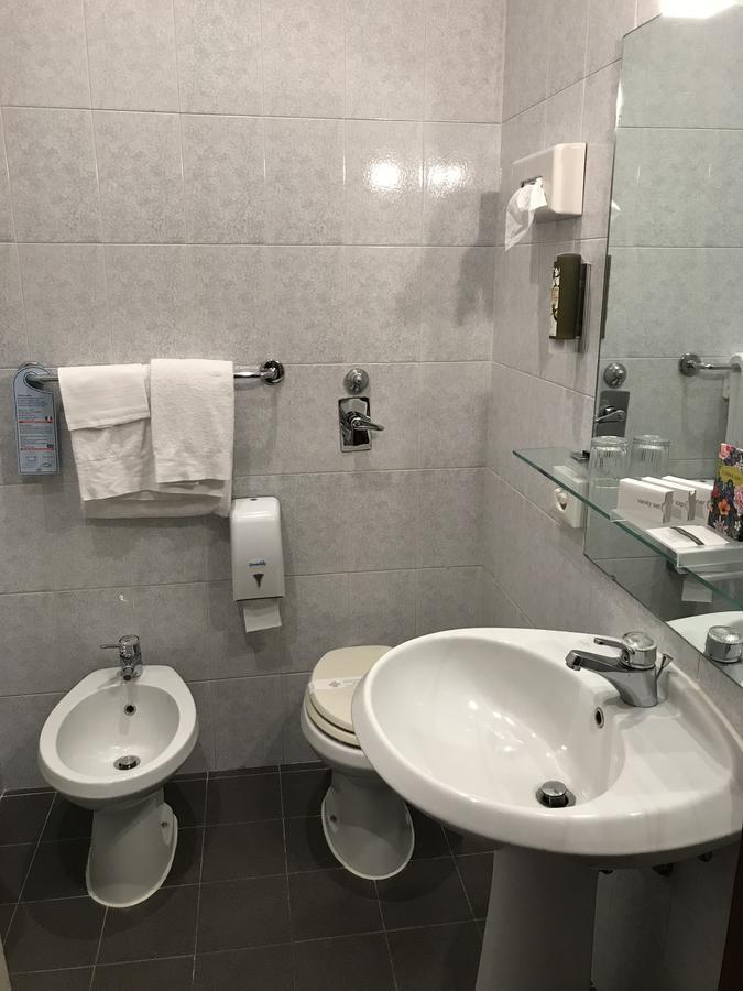 לודי Albergo Anelli מראה חיצוני תמונה