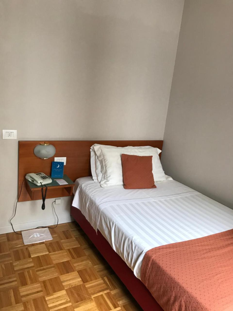 לודי Albergo Anelli מראה חיצוני תמונה